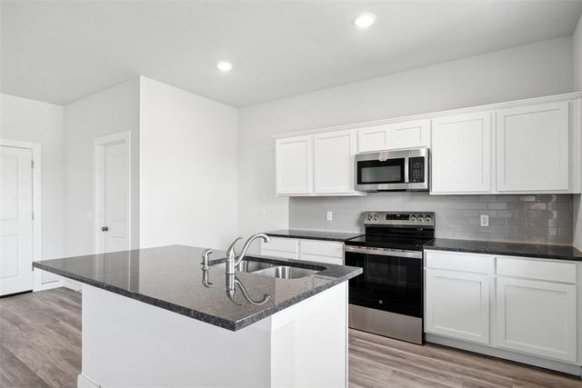 1020 Prairie Drive, Tuttle, OK 73089