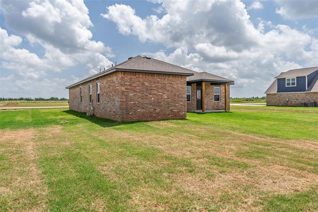 1020 Prairie Drive, Tuttle, OK 73089
