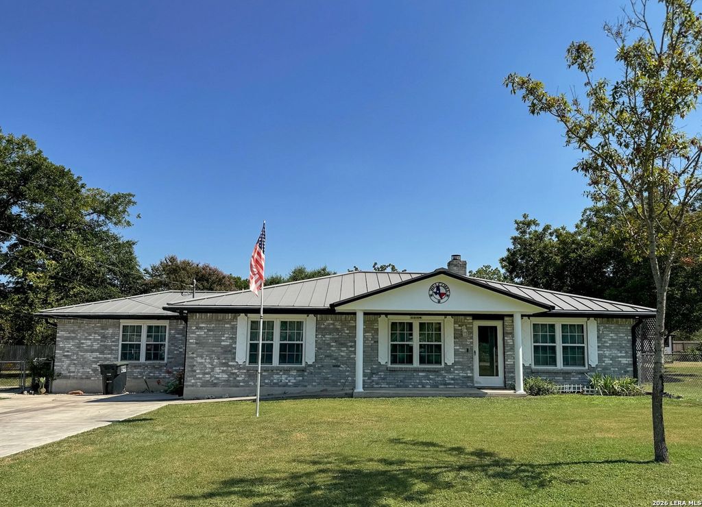 1134 Peach Tree, New Braunfels, TX 78132