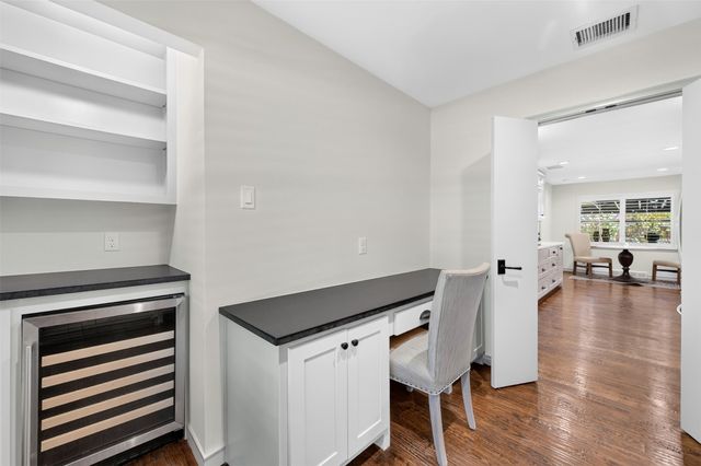 13834 Tanglewood Drive, Farmers Branch, TX 75234