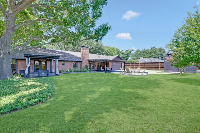 13834 Tanglewood Drive, Farmers Branch, TX 75234