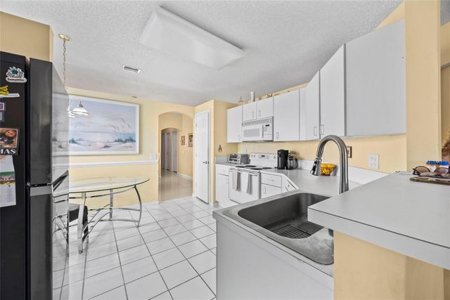 6264 NW 38th Drive, Coral Springs, FL 33067