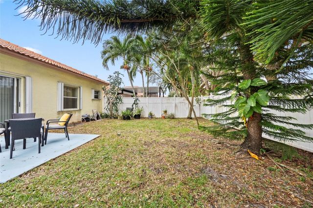 6264 NW 38th Drive, Coral Springs, FL 33067