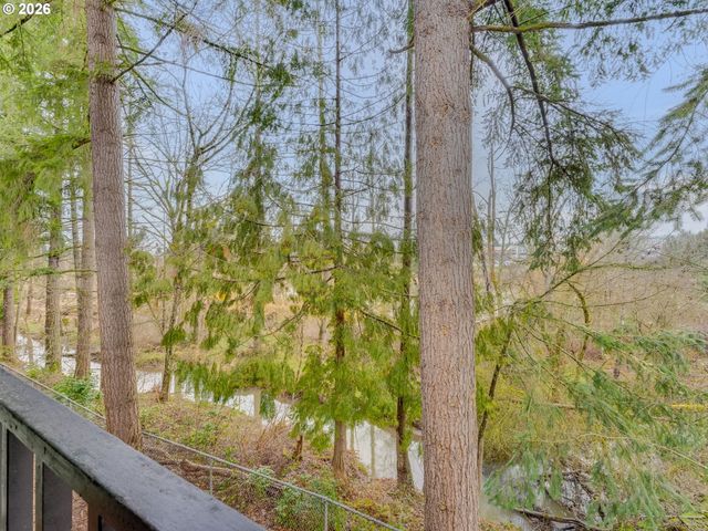 11990 Sw CORBY Dr 2, Portland, OR 97225