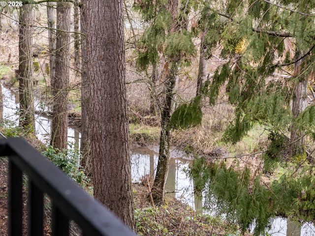 11990 Sw CORBY Dr 2, Portland, OR 97225