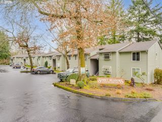 11990 Sw CORBY Dr 2, Portland, OR 97225