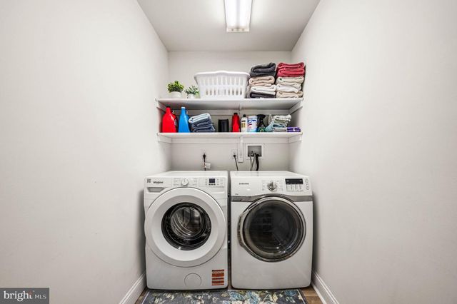 213 ROXBOROUGH AVE, Philadelphia, PA 19128