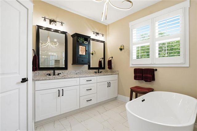 222 Autumn Brook Drive, Canton, GA 30115