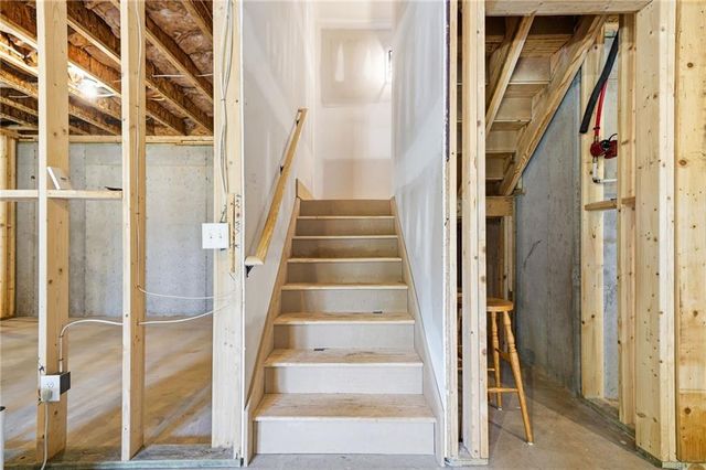 222 Autumn Brook Drive, Canton, GA 30115