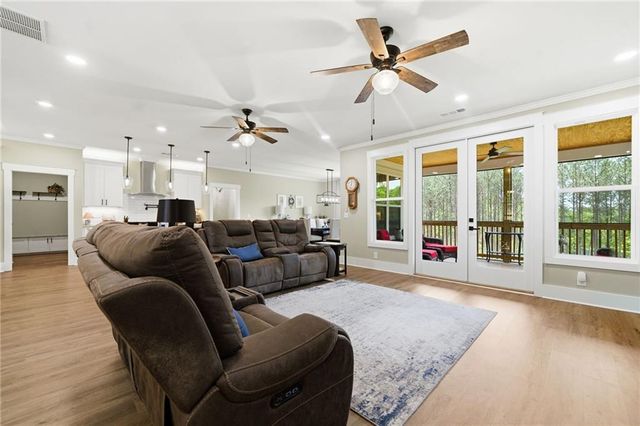 222 Autumn Brook Drive, Canton, GA 30115