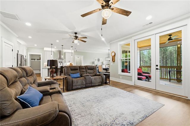 222 Autumn Brook Drive, Canton, GA 30115