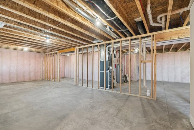 3319 Center Court, Robins, IA 52328