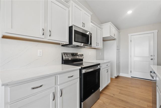 3319 Center Court, Robins, IA 52328