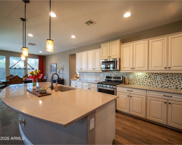 1127 W ANGUS Road, San Tan Valley, AZ 85143