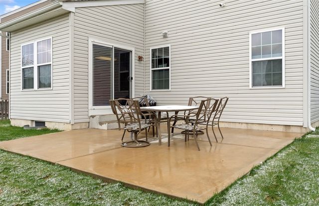 2230 Blazing Star Drive, Tipp City, OH 45371