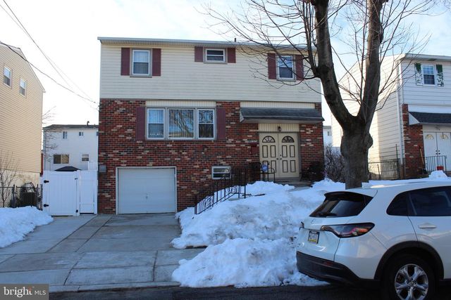 1974 KING ARTHUR RD, Philadelphia, PA 19116