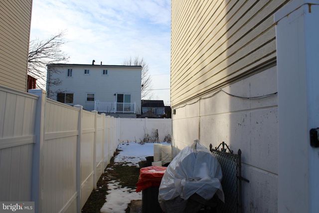 1974 KING ARTHUR RD, Philadelphia, PA 19116