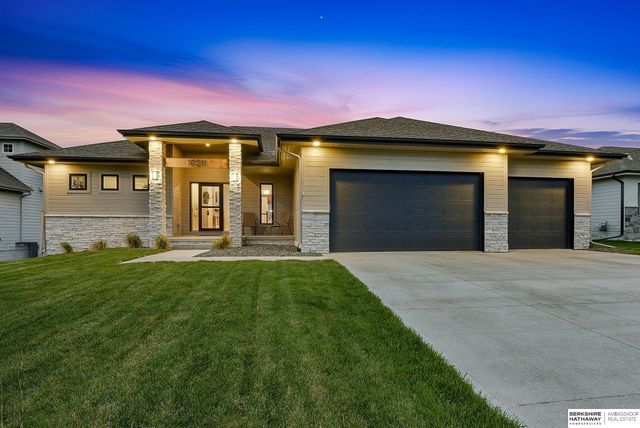 10211 S 191st Avenue, Omaha, NE 68136