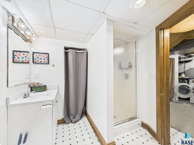 1120 S Center Ave Avenue, Sioux Falls, SD 57105