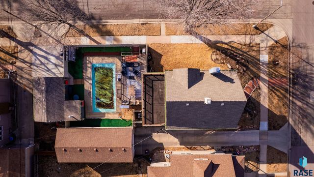 1120 S Center Ave Avenue, Sioux Falls, SD 57105