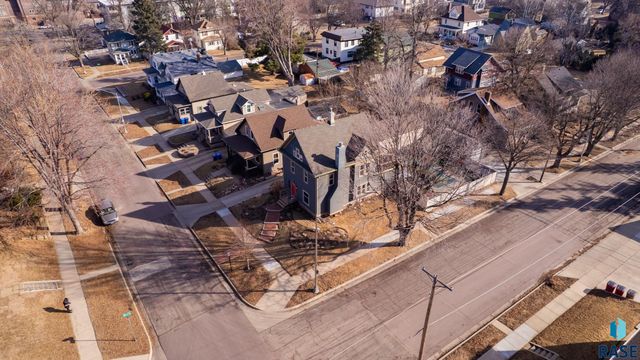 1120 S Center Ave Avenue, Sioux Falls, SD 57105