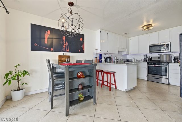 6992 Quarry Drive, Las Vegas, NV 89147
