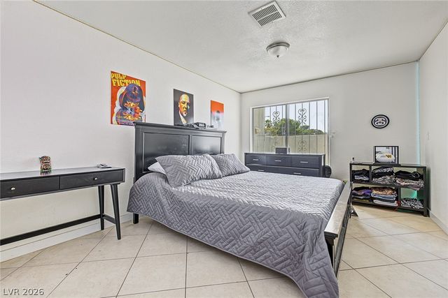 6992 Quarry Drive, Las Vegas, NV 89147