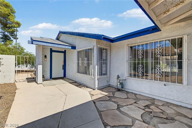 6992 Quarry Drive, Las Vegas, NV 89147