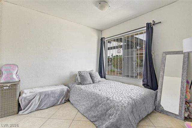 6992 Quarry Drive, Las Vegas, NV 89147
