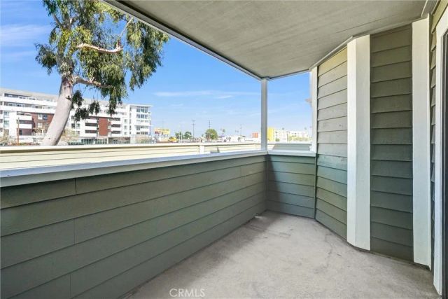 6545 Reseda Boulevard 6, Reseda, CA 91335