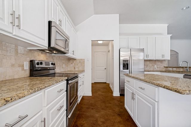 223 Carriage Drive, Willow Park, TX 76087