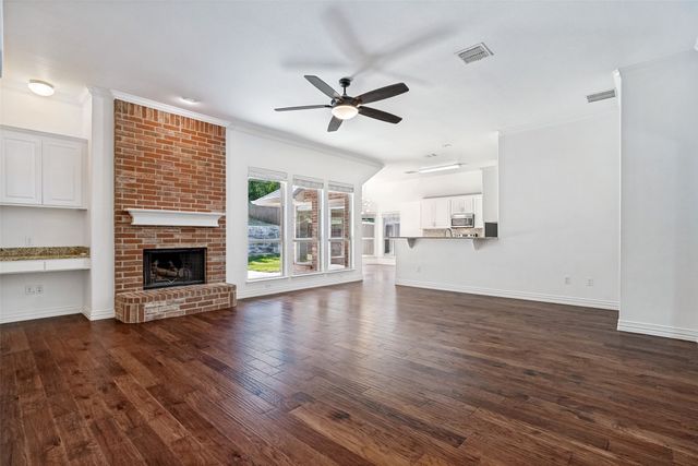 223 Carriage Drive, Willow Park, TX 76087