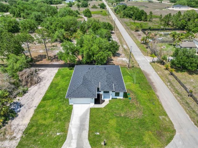 3307 17th ST, Lehigh Acres, FL 33972