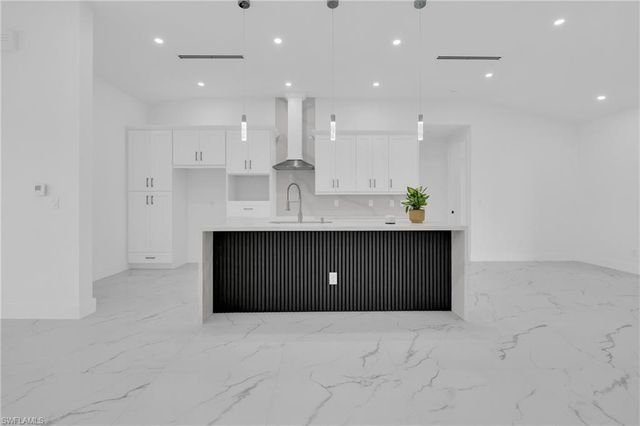3307 17th ST, Lehigh Acres, FL 33972