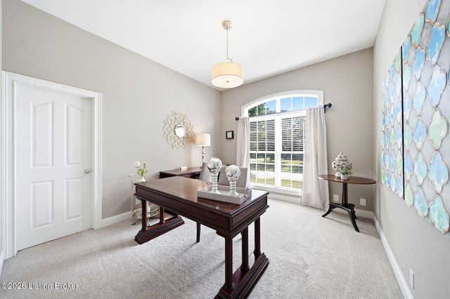 3907 Oakleigh Meadow Pl, Louisville, KY 40245