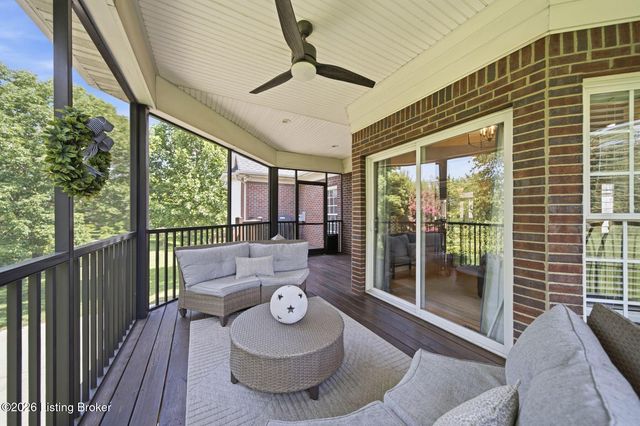 3907 Oakleigh Meadow Pl, Louisville, KY 40245