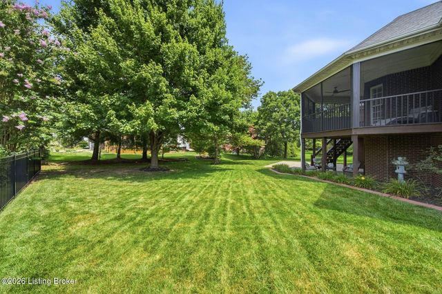 3907 Oakleigh Meadow Pl, Louisville, KY 40245
