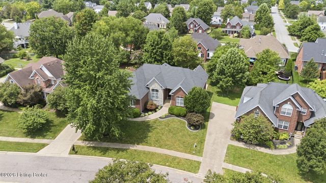 3907 Oakleigh Meadow Pl, Louisville, KY 40245