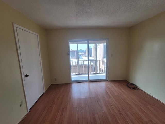 215 Post Office Street 302, Galveston, TX 77550