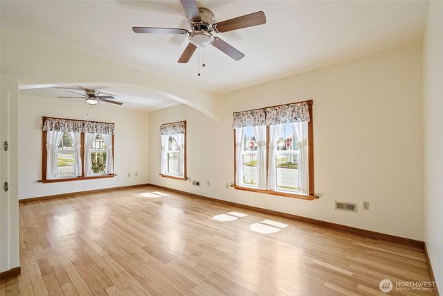 1201 N Tower Avenue, Centralia, WA 98531