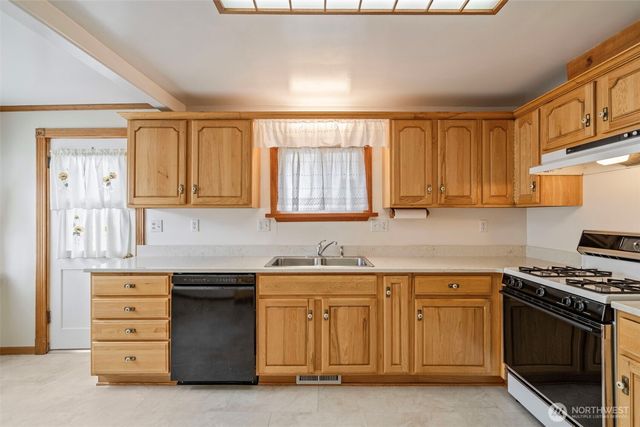 1201 N Tower Avenue, Centralia, WA 98531