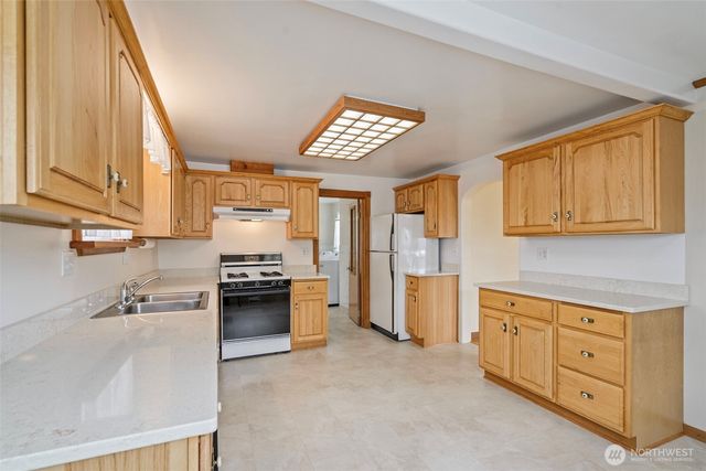 1201 N Tower Avenue, Centralia, WA 98531