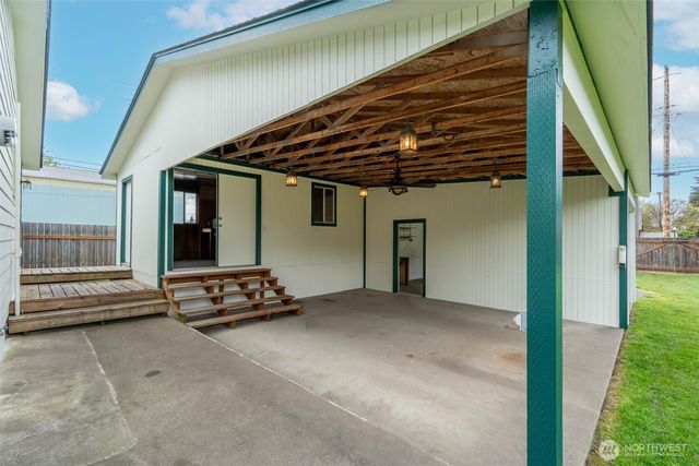1201 N Tower Avenue, Centralia, WA 98531