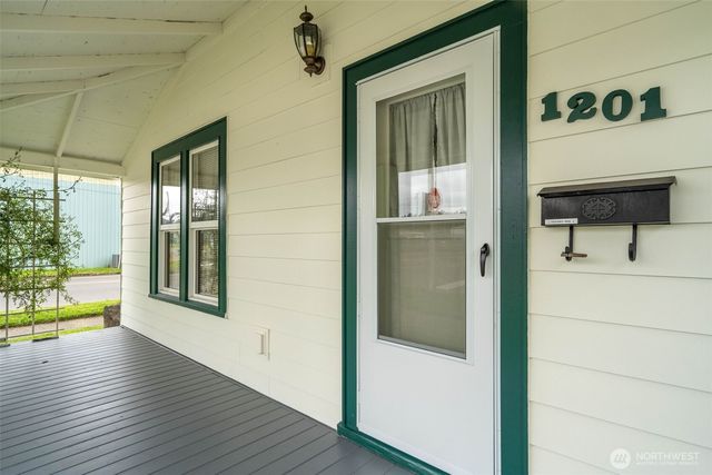 1201 N Tower Avenue, Centralia, WA 98531