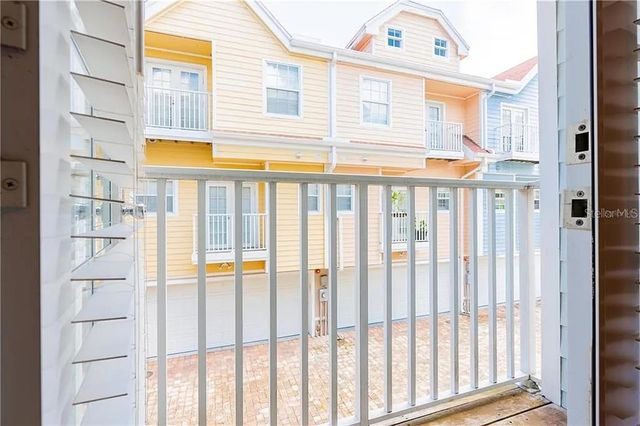 827 GROVE STREET N, St Petersburg, FL 33701