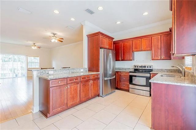 827 GROVE STREET N, St Petersburg, FL 33701