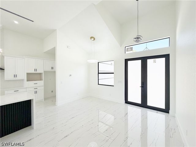 1126 Crestwood ST E, Lehigh Acres, FL 33974