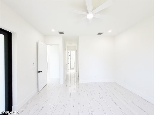1126 Crestwood ST E, Lehigh Acres, FL 33974