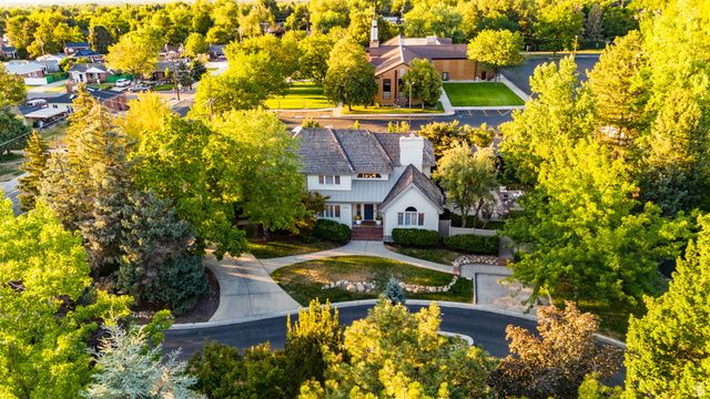 2321 E WRENHAVEN LN, Salt Lake City, UT 84121