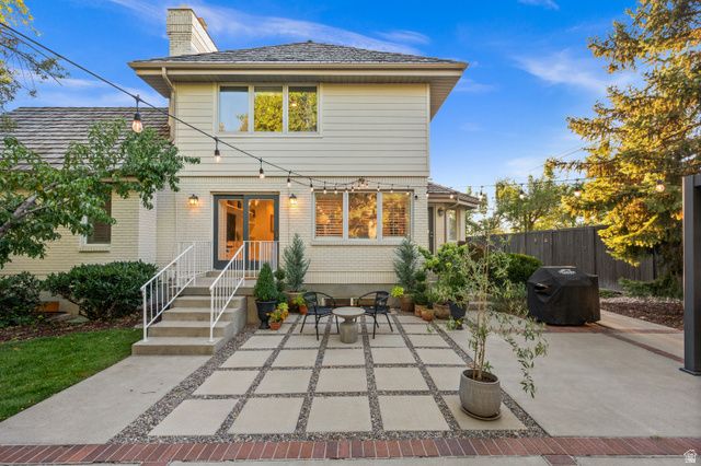 2321 E WRENHAVEN LN, Salt Lake City, UT 84121